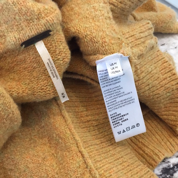 FREE PEOPLE | Popcorn soft cowl balloon sleeves M - Picture 9 of 14